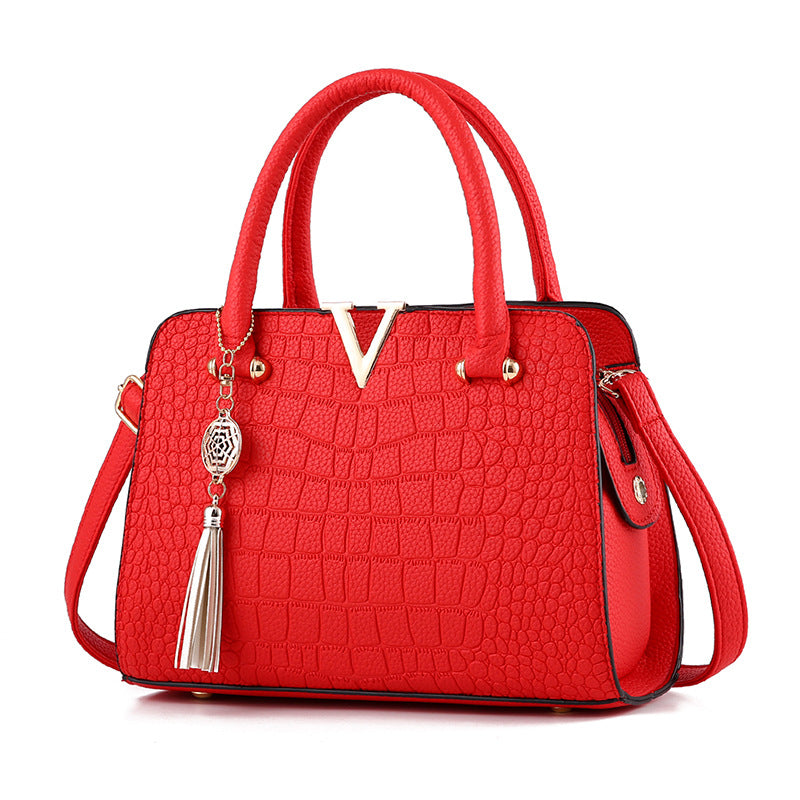 Crocodile-Pattern Single-Shoulder Handbag