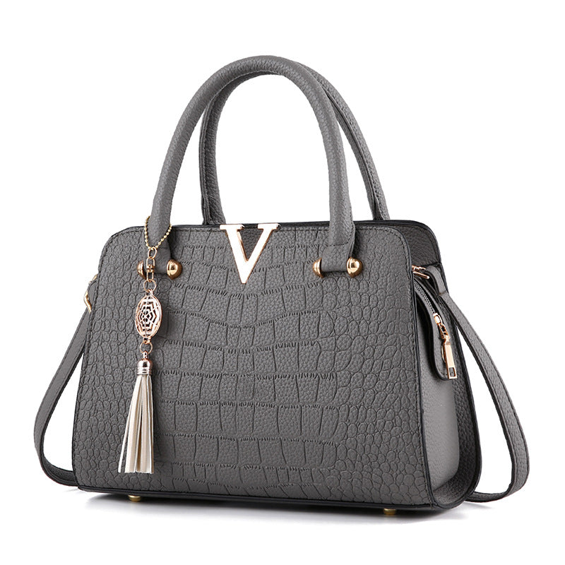 Crocodile-Pattern Single-Shoulder Handbag