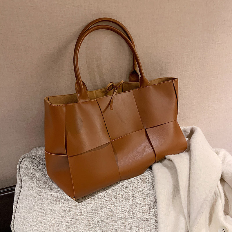 Large Capacity Structured Shoulder Bag