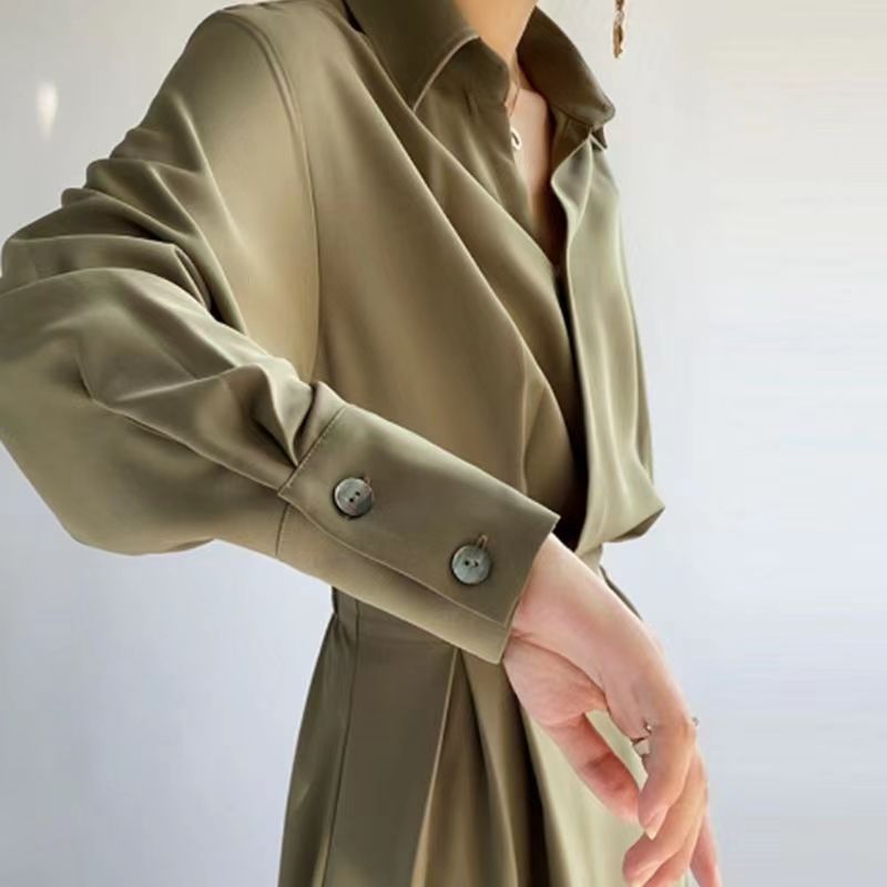 French Chic Slim-Fit Midi Dress