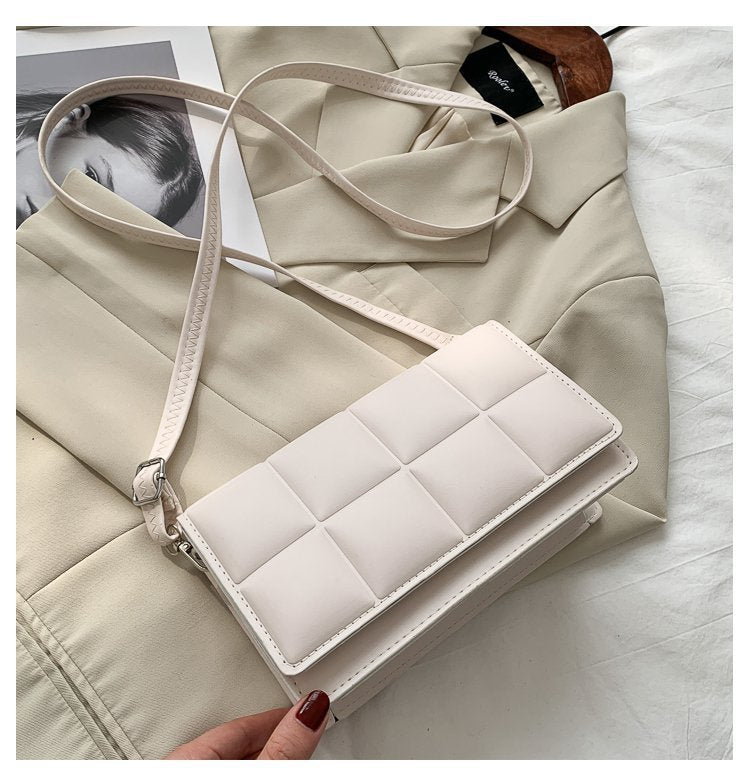 Sleek Single-Shoulder Underarm Bag