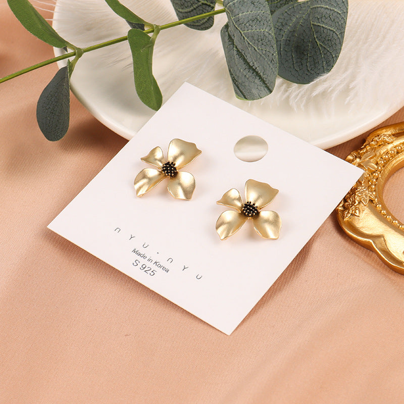 Gold Four-Petal Flower Stud Earrings