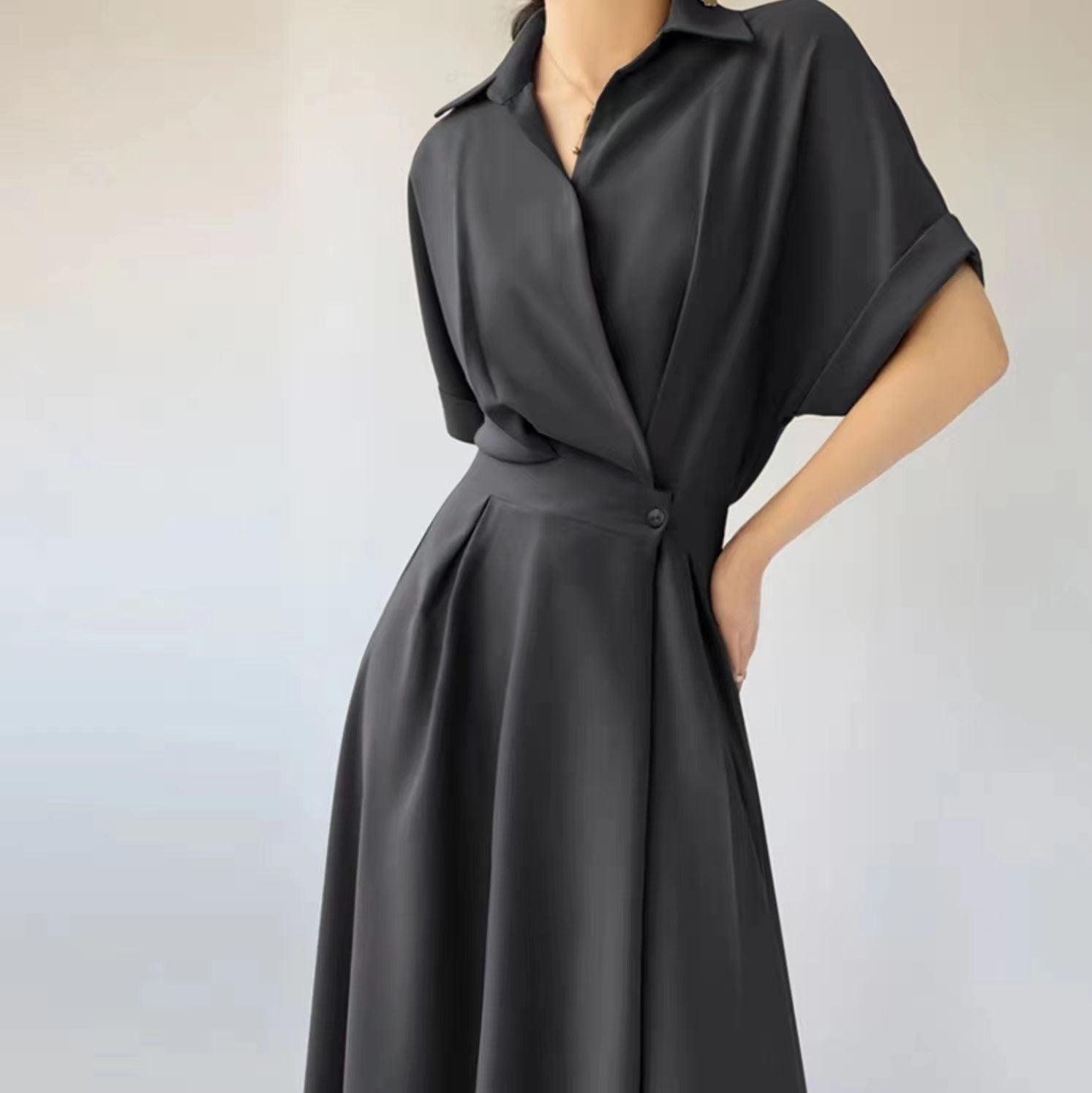 French Chic Slim-Fit Midi Dress