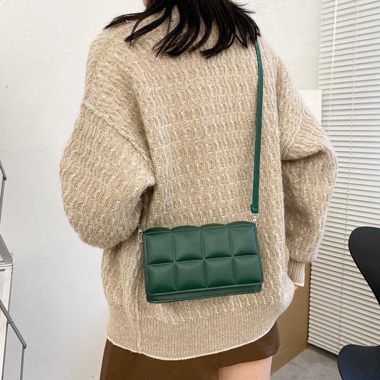 Sleek Single-Shoulder Underarm Bag